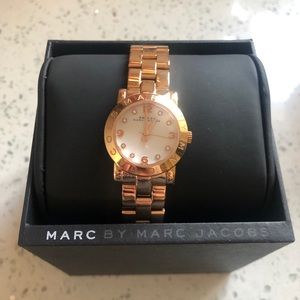 Marc Jacobs • ‘Mini Amy’ Rose Gold Womens Watch